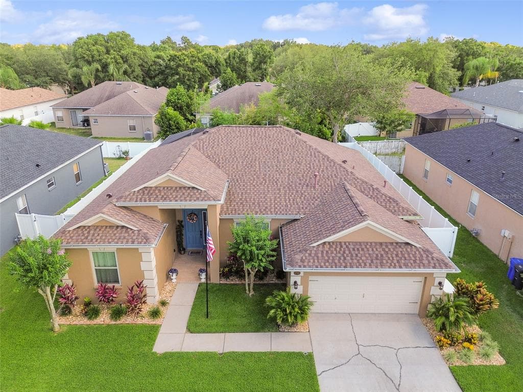 2745 ABBEY GROVE DRIVE VALRICO, FL 33594