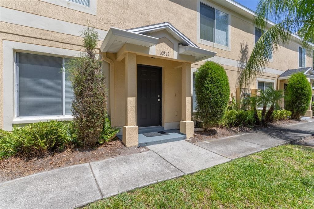 10813 BRICKSIDE COURT RIVERVIEW, FL 33579