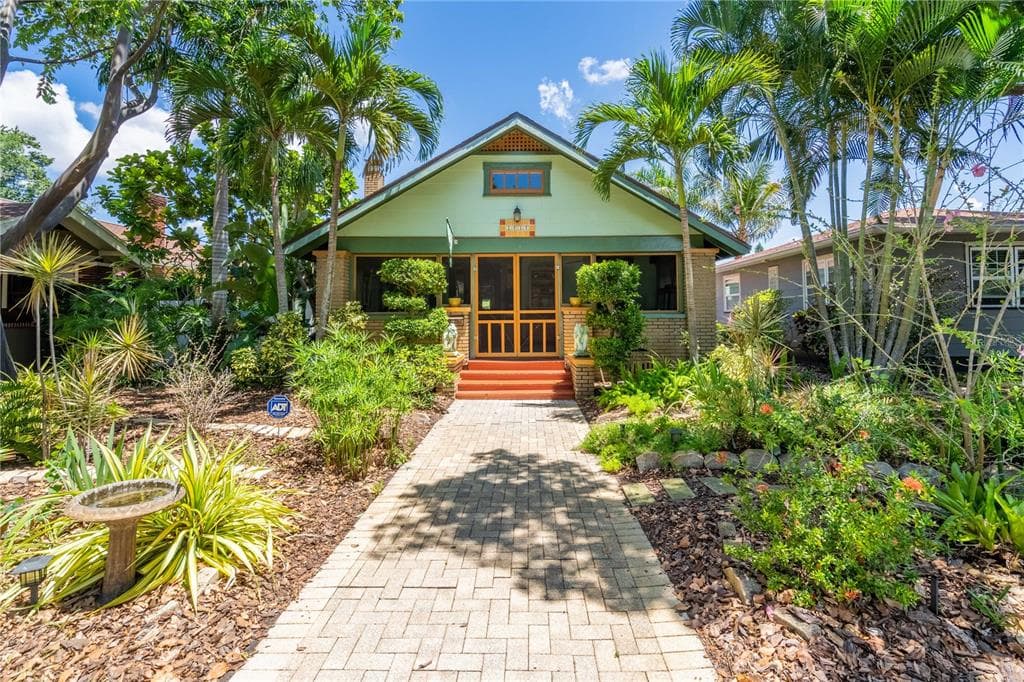 2837 7TH AVENUE N ST PETERSBURG, FL 33713