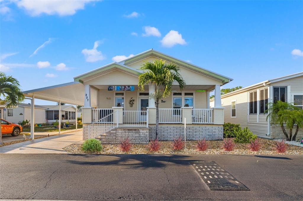 227 MOUNT PINEY AVENUE NE UNIT 288 ST PETERSBURG, FL 33702