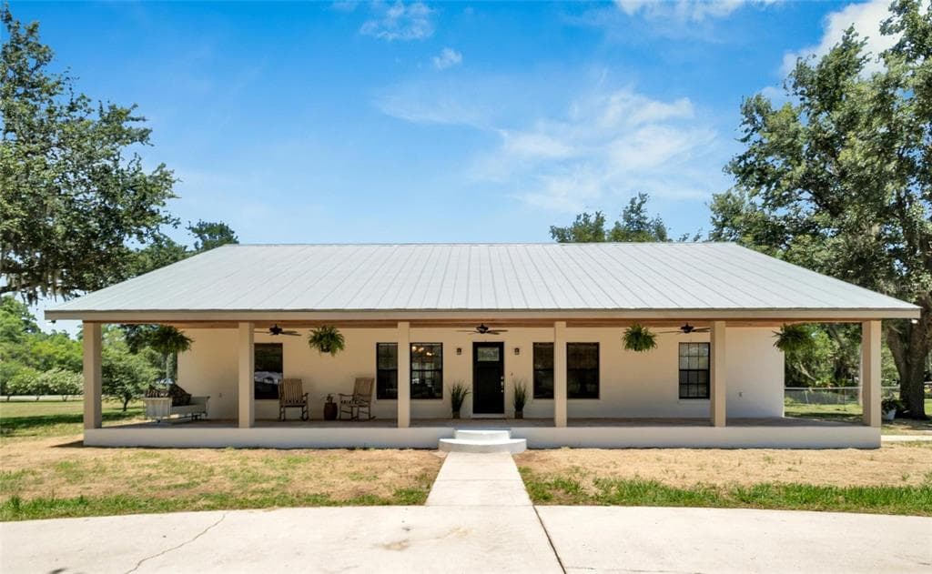 110 JOHN CARROLL ROAD E LAKELAND, FL 33801