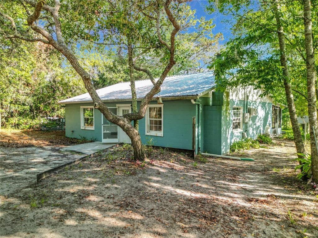 9151 OSTROM WAY WEEKI WACHEE, FL 34613