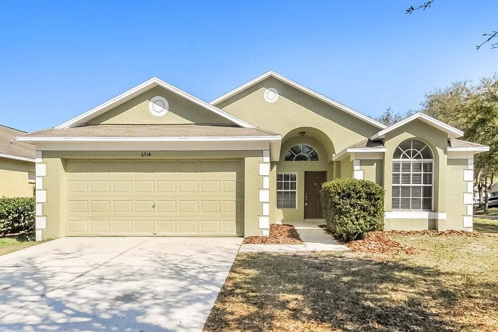 6934 WATERBROOK COURT GIBSONTON, FL 33534