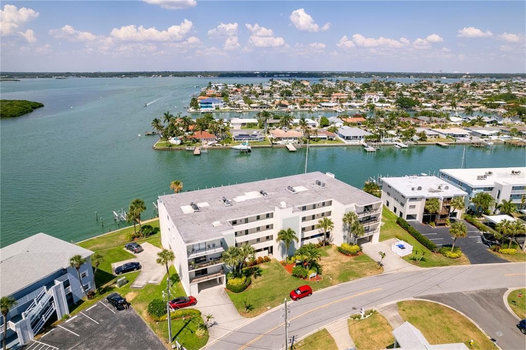 12525 3RD STREET E UNIT 104