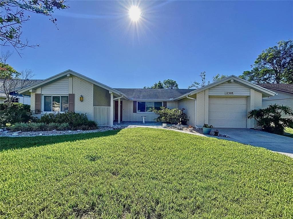 12308 HOUNDS TOOTH LANE HUDSON, FL 34667
