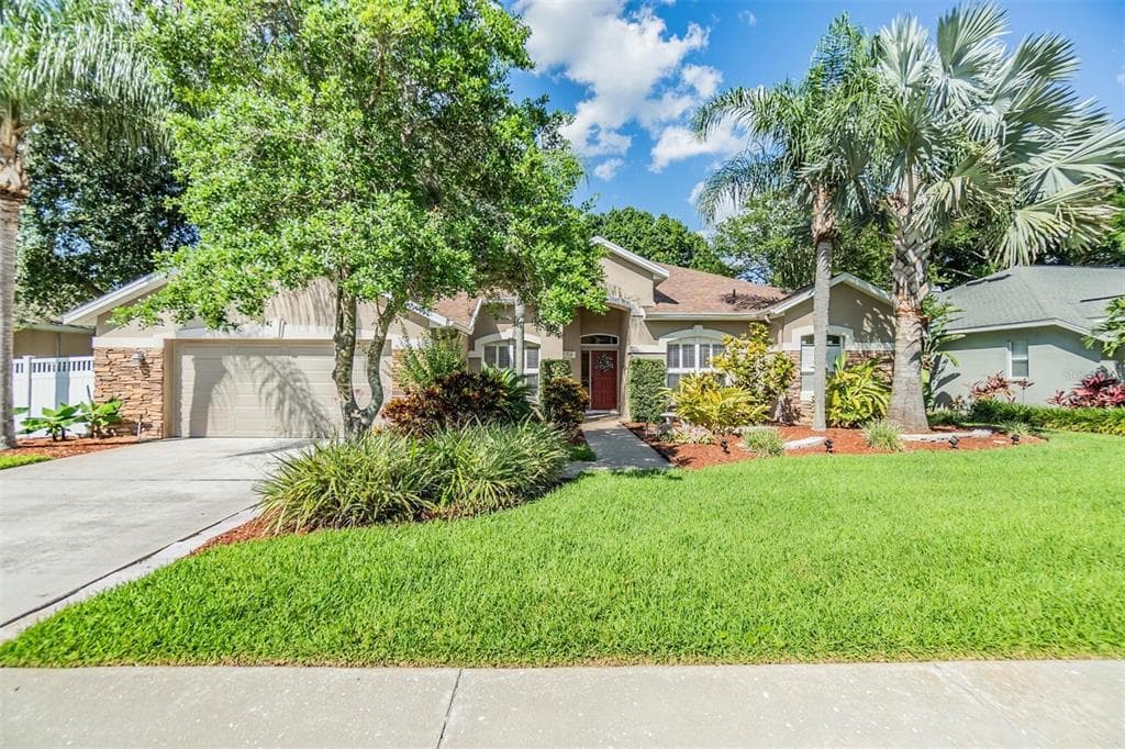 2306 TIMBERGROVE DRIVE VALRICO, FL 33596