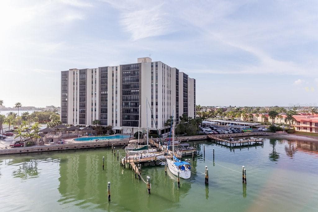 10355 PARADISE BOULEVARD UNIT 111 TREASURE ISLAND, FL 33706