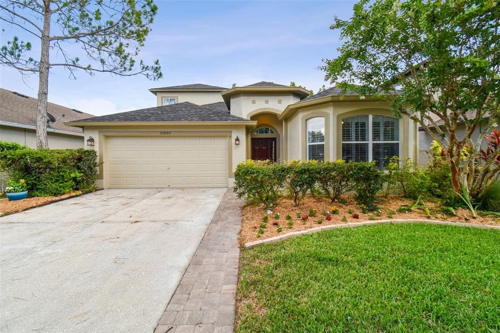30030 BERMUDA DUNES WAY WESLEY CHAPEL, FL 33543