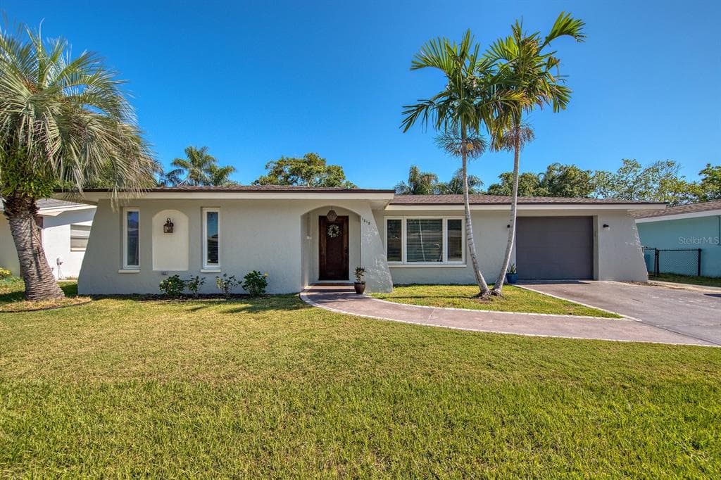 1818 DRIFTWOOD CIRCLE S OLDSMAR, FL 34677