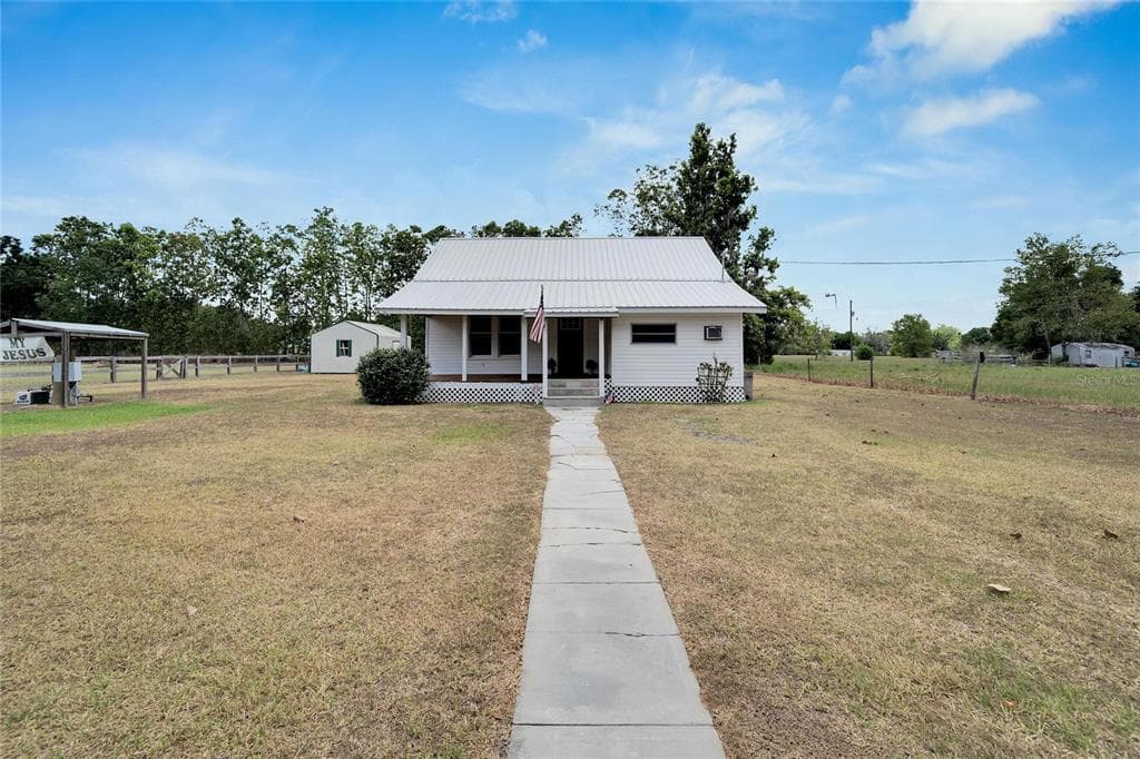 155 BERGQUIST ROAD FORT MEADE, FL 33841