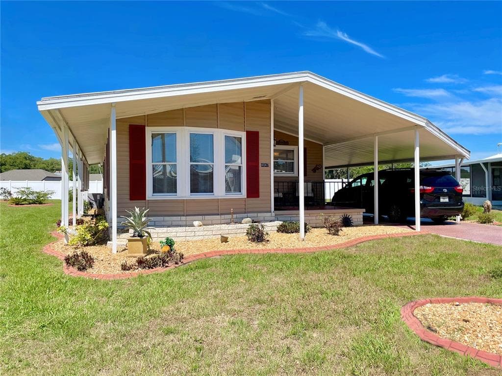 4047 JOYFUL LANE ZEPHYRHILLS, FL 33541