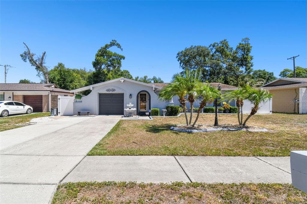 503 INNERGARY PLACE VALRICO, FL 33594