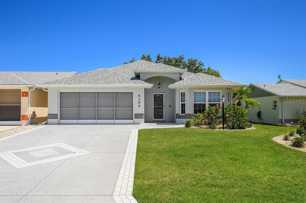 4104 VANTAGE CIRCLE SEBRING, FL 33872