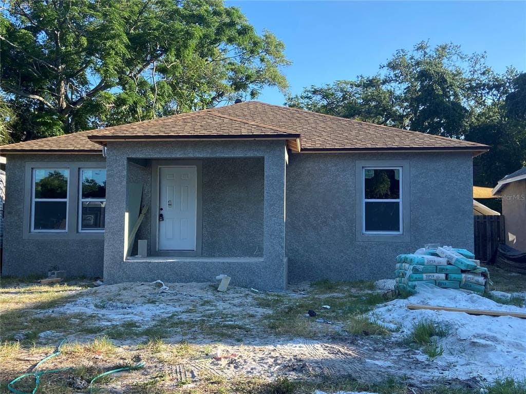 1155 15TH AVENUE S ST PETERSBURG, FL 33705