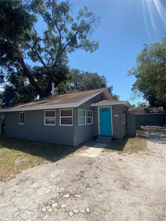 8103 N BROOKS STREET TAMPA, FL 33604