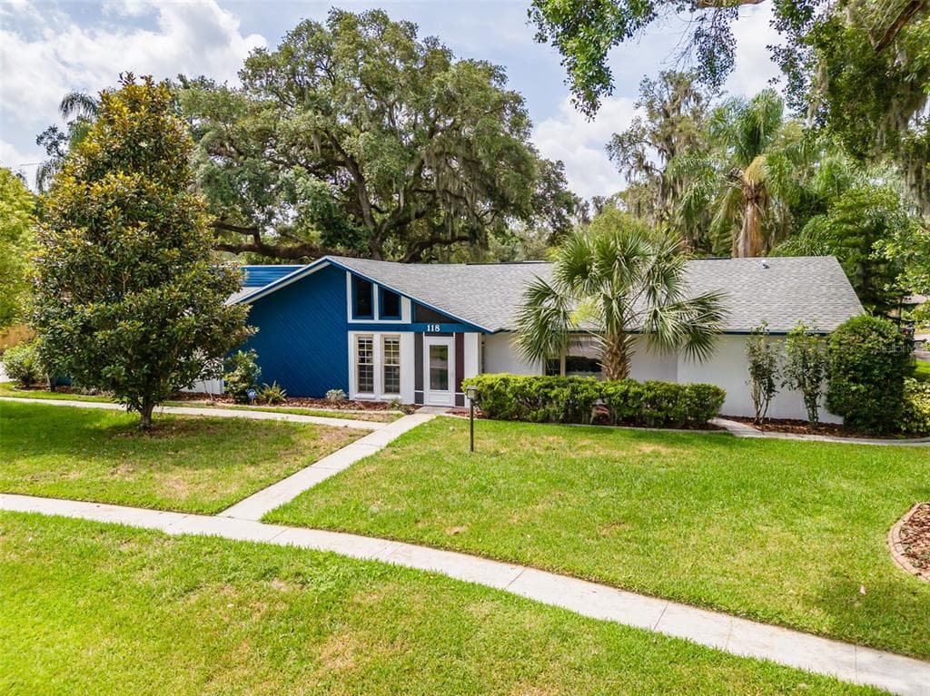 118 OAK SQUARE N LAKELAND, FL 33813