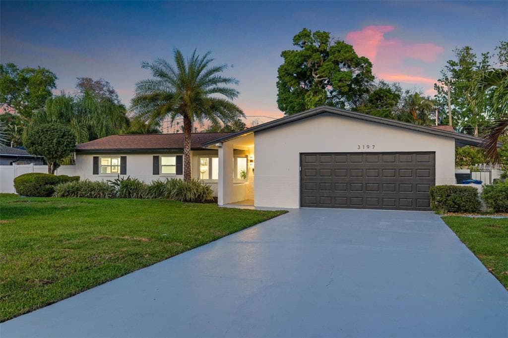 3197 WALNUT STREET NE ST PETERSBURG, FL 33704