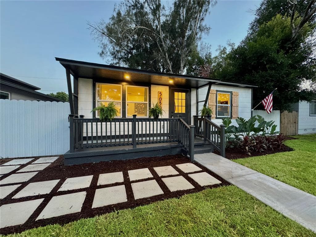 5030 4TH AVENUE S ST PETERSBURG, FL 33707