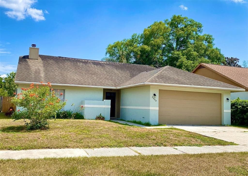2069 SHADOW PINE DRIVE