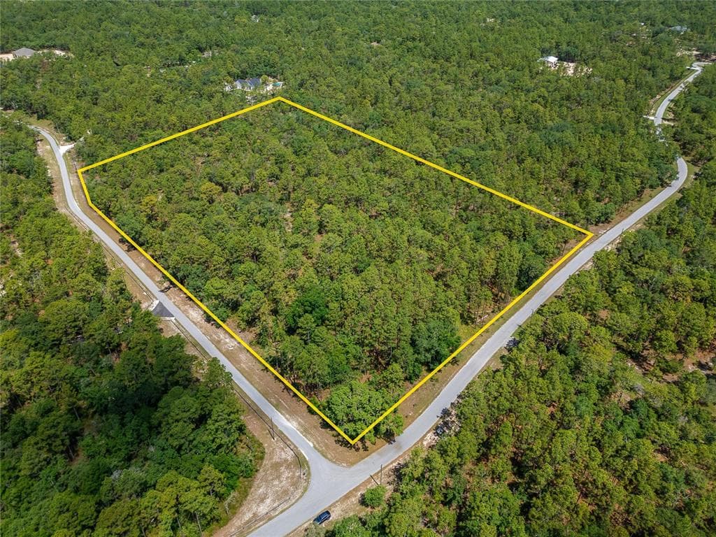 HAWKS NEST TRAIL LOT 11 WEEKI WACHEE, FL 34614