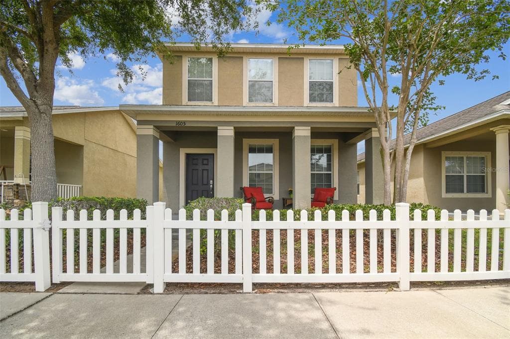 1605 ACADIA HARBOR PLACE BRANDON, FL 33511