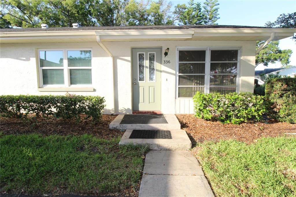 336 GLOUCESTER BOULEVARD UNIT 159 SUN CITY CENTER, FL 33573