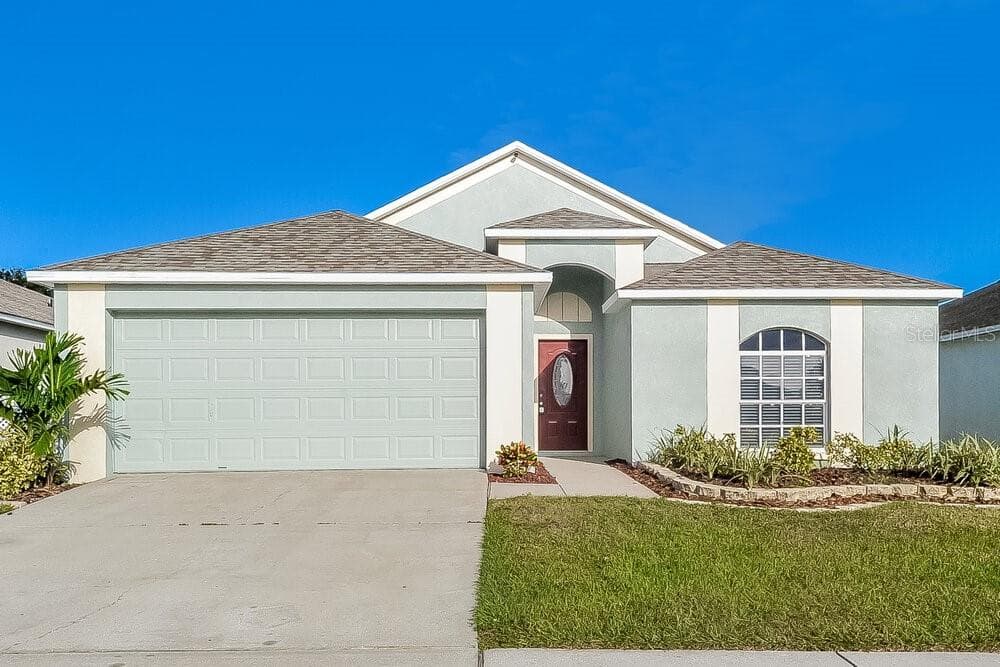 4317 HORSESHOE PICK LANE VALRICO, FL 33594