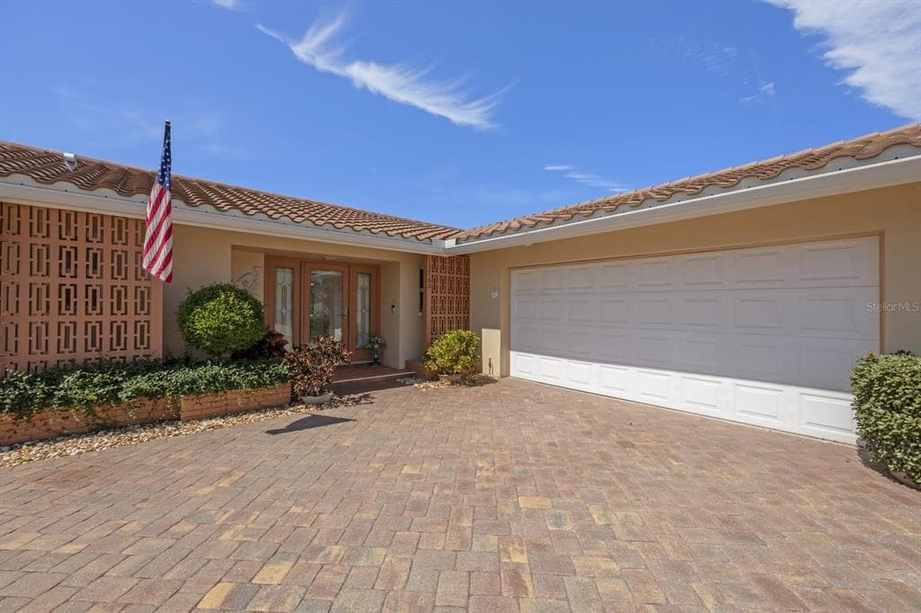 13760 JOYCE DRIVE LARGO, FL 33774