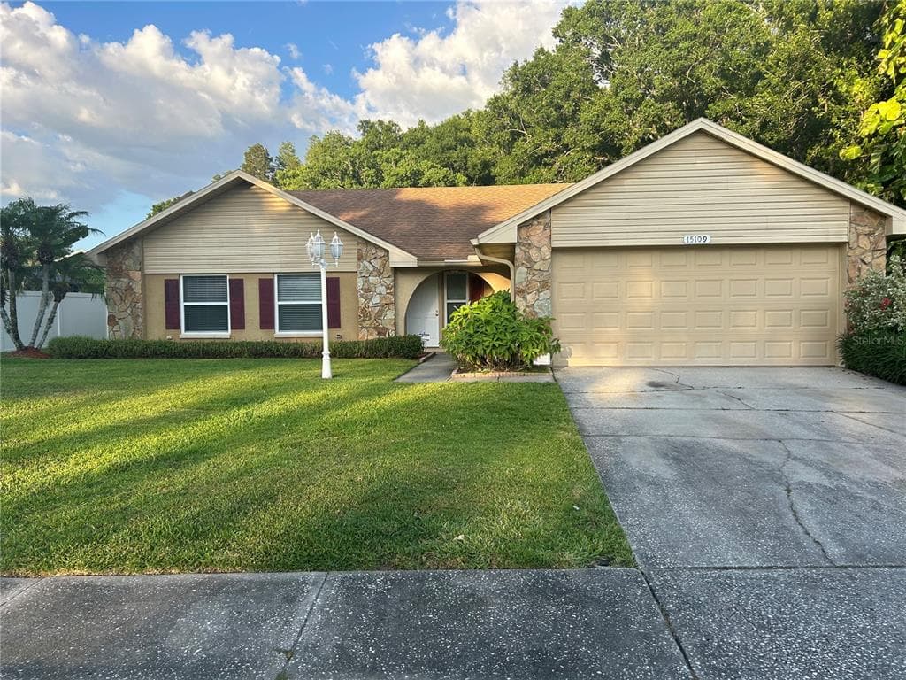 15109 SPRINGVIEW STREET TAMPA, FL 33624