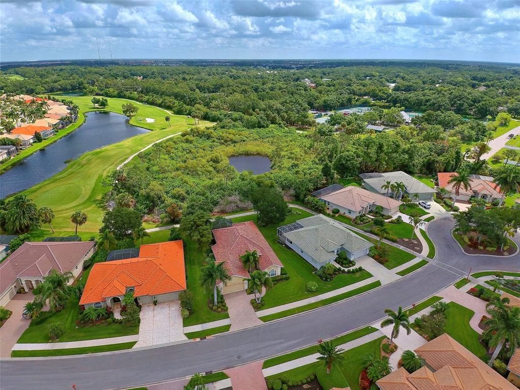 417 ARBORVIEW LANE VENICE, FL 34292