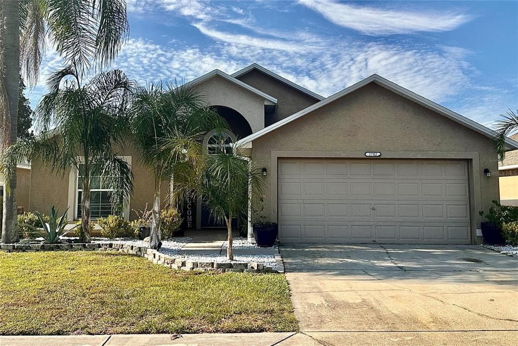 2702 REDWOOD STREET MULBERRY, FL 33860