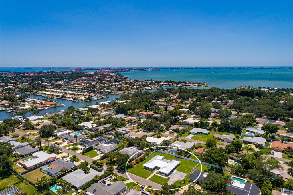 3931 38TH WAY S ST PETERSBURG, FL 33711