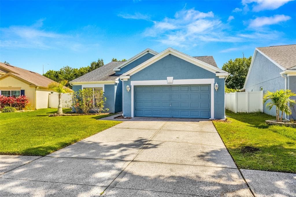 4508 GULFWINDS DRIVE LUTZ, FL 33558
