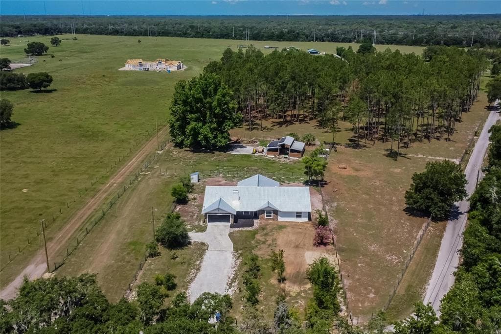 3435 POWERLINE ROAD LITHIA, FL 33547