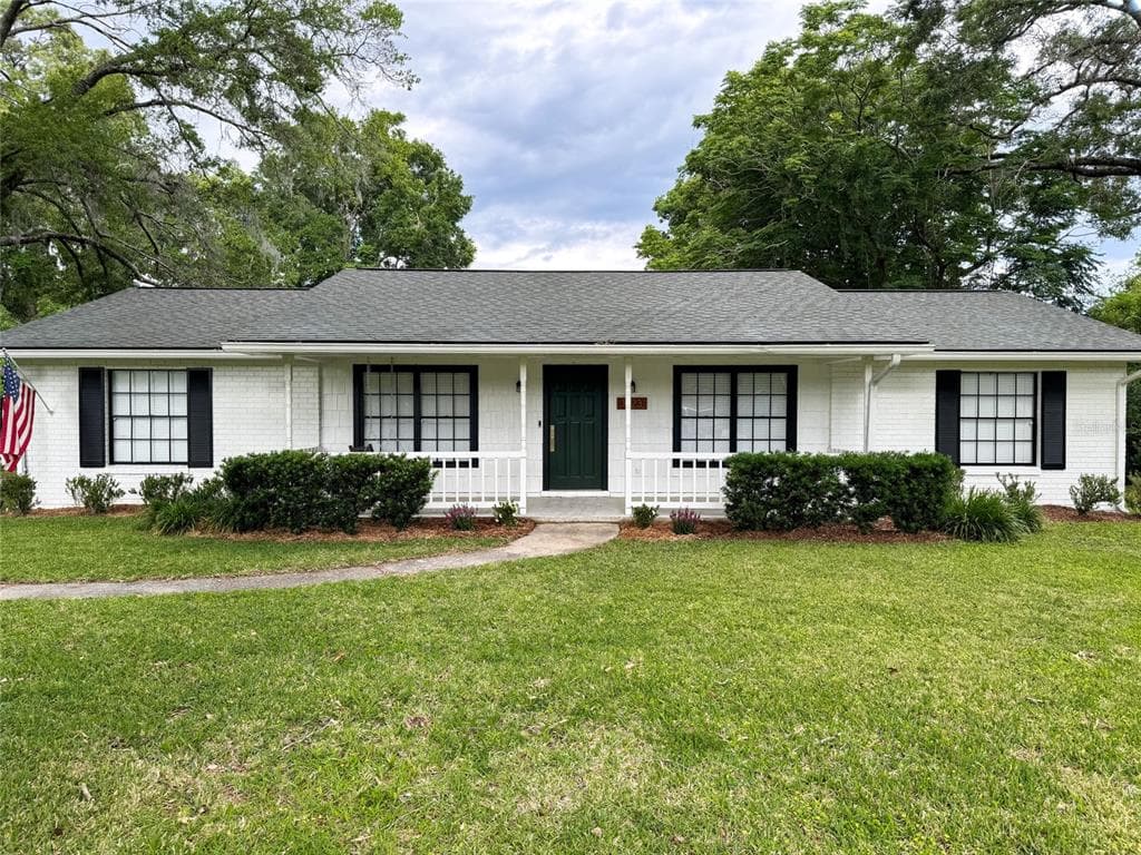 1323 SE 38TH COURT OCALA, FL 34471