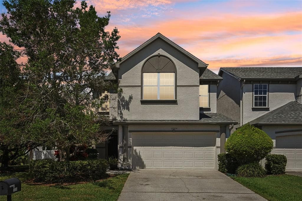 10204 DOLCE VISTA DRIVE NE ST PETERSBURG, FL 33702