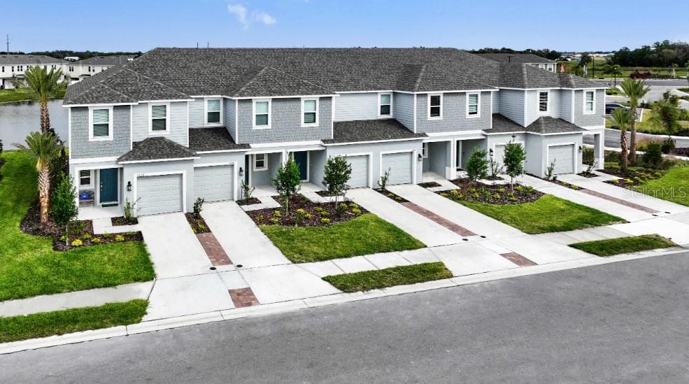2222 PARAVANE WAY WESLEY CHAPEL, FL 33543