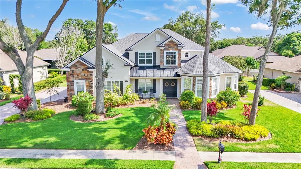 1019 ASHTON WOODS LANE LAKELAND, FL 33813