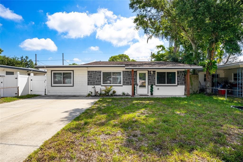 3491 BEECHWOOD TERRACE N PINELLAS PARK, FL 33781