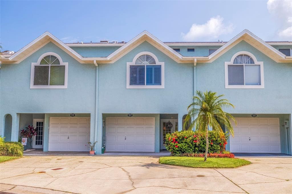 548 GARLAND CIRCLE INDIAN ROCKS BEACH, FL 33785