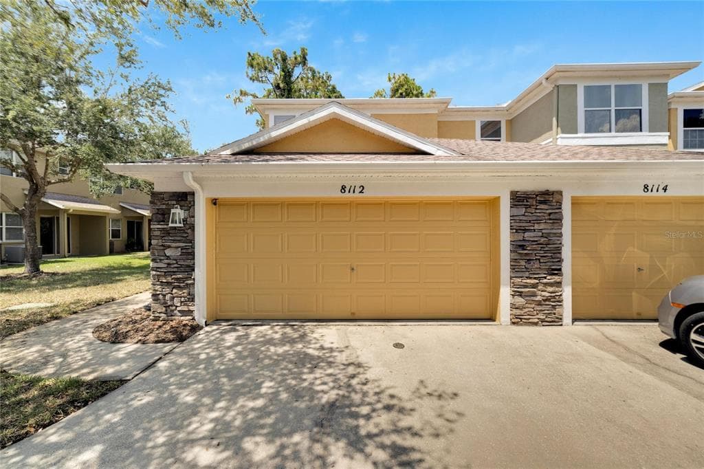 8112 STONE PATH WAY TAMPA, FL 33647
