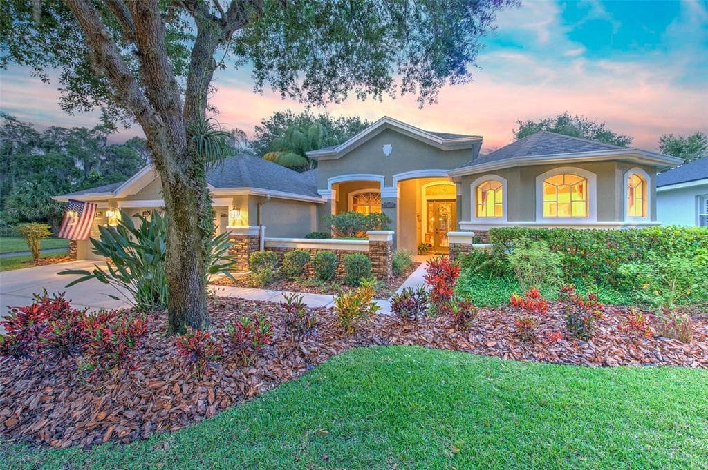 15730 IBISRIDGE DR LITHIA, FL 33547