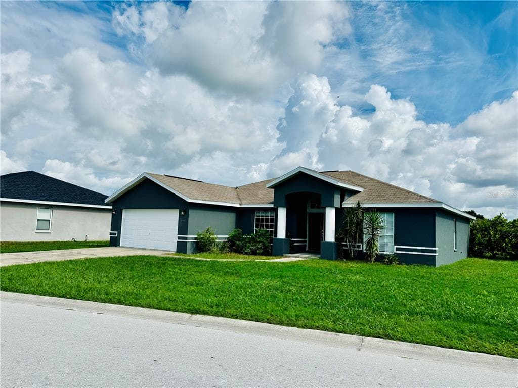 1061 SUMMER GLEN DRIVE WINTER HAVEN, FL 33880
