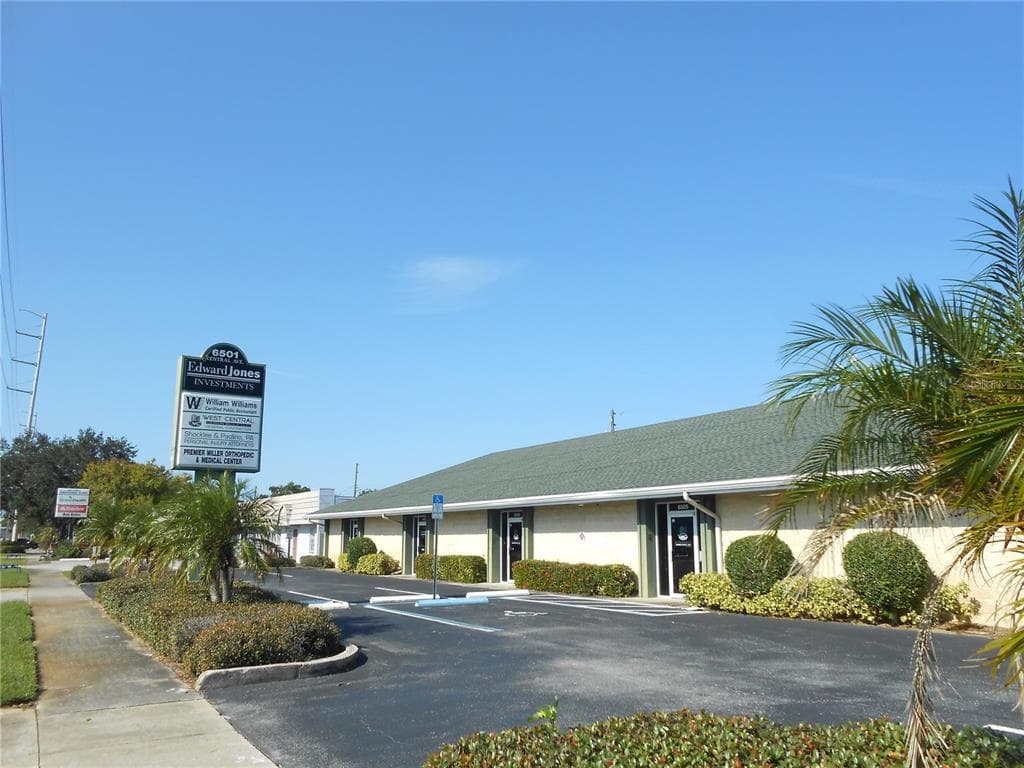 6509 CENTRAL AVENUE ST PETERSBURG, FL 33710