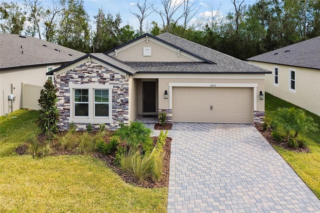 12032 HILLTOP FARMS DRIVE DADE CITY, FL 33525