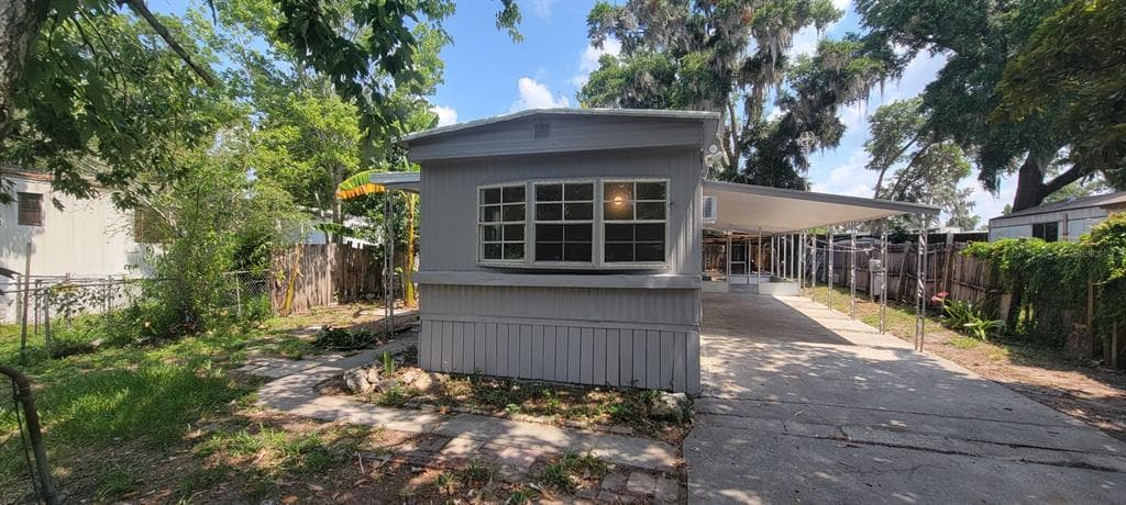 21341 CAMPBELL DRIVE BROOKSVILLE, FL 34601