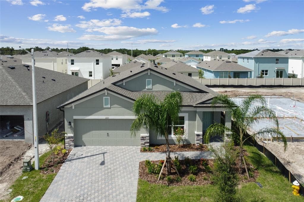 4885 FOXGLOVE CIRCLE LAKELAND, FL 33811