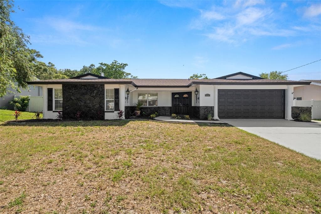 1078 DAMROSCH STREET LARGO, FL 33771