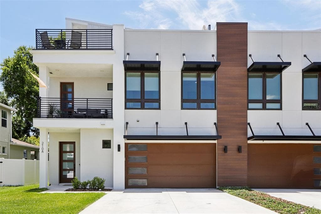 210 W AMELIA AVENUE UNIT A TAMPA, FL 33602