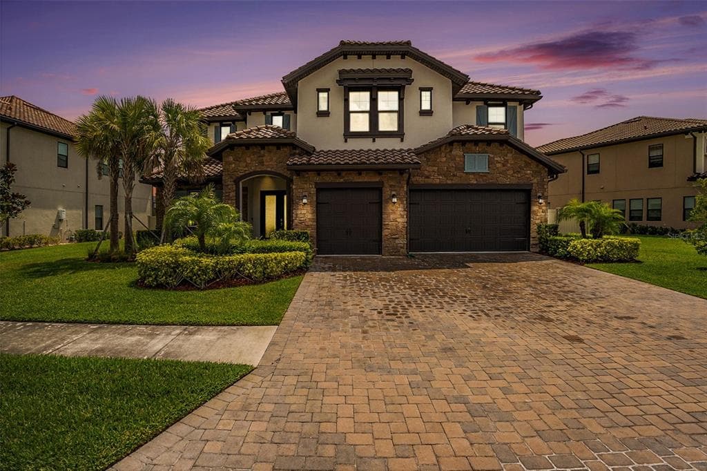 28599 PICANA LANE WESLEY CHAPEL, FL 33543